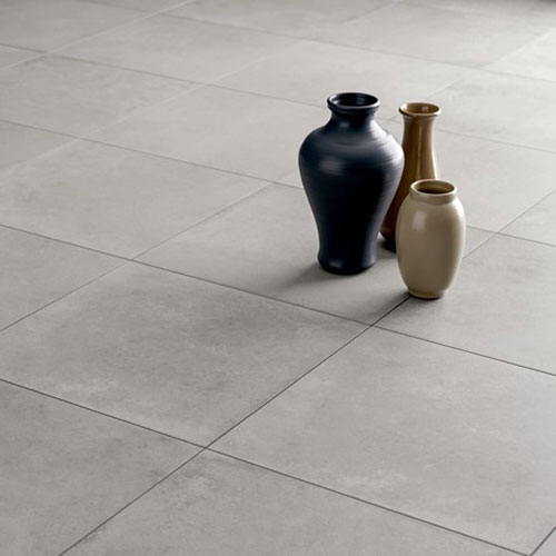 5.-Bodenfliesen-grau---Graniser-(Plaza)